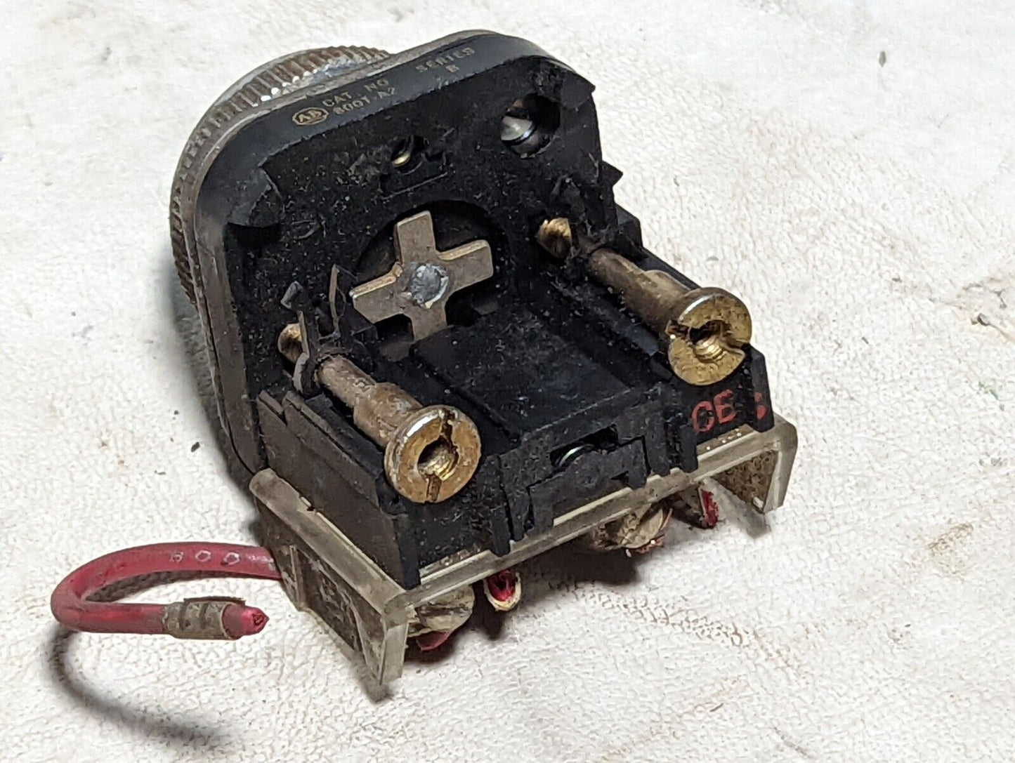 Allen-Bradley 800T-A2, ser. B, black pushbutton switch, heavy duty, 600VAC max