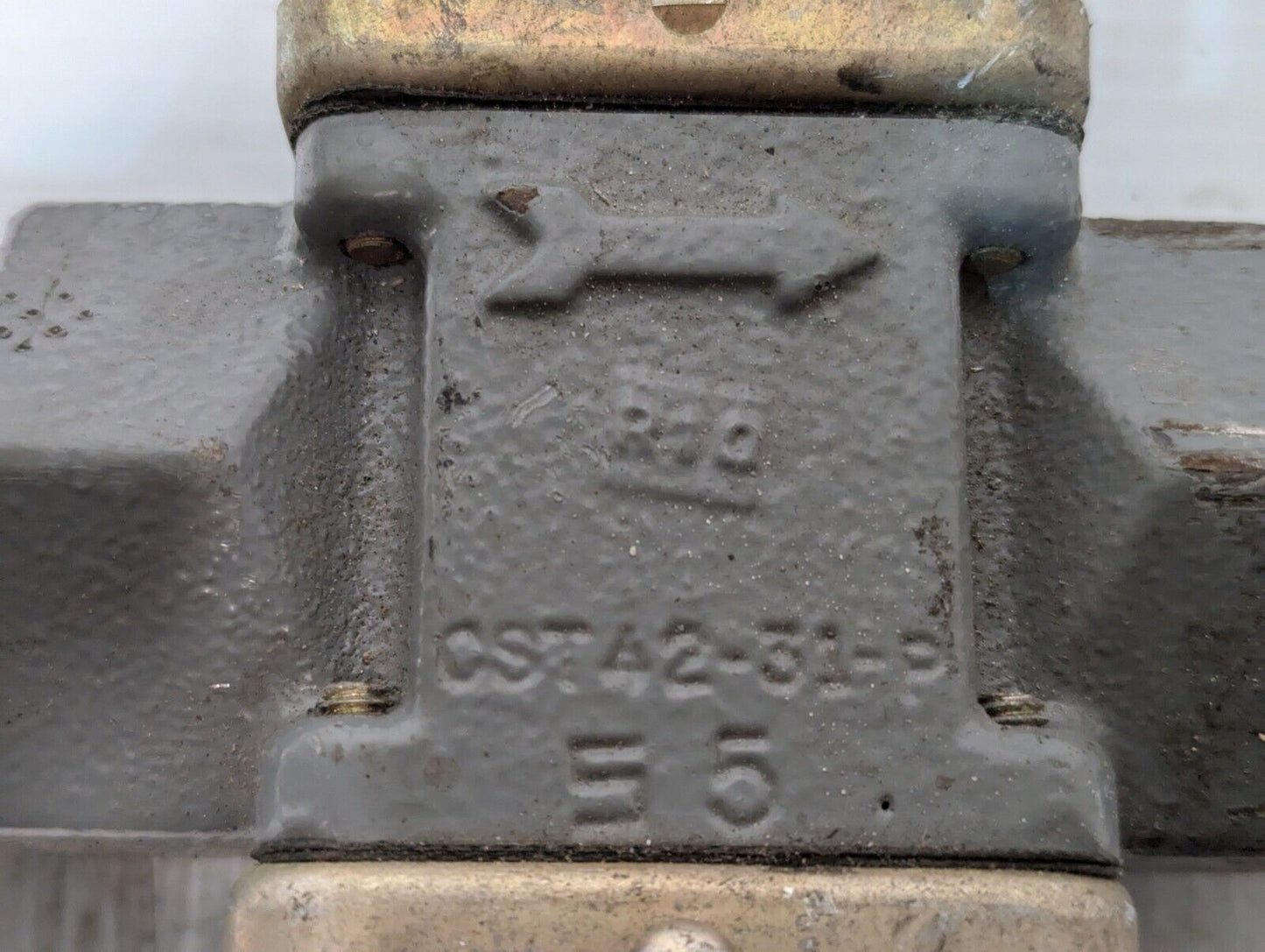 Johnson Controls Water Valve W/Attachment - Free Shipping+Returns