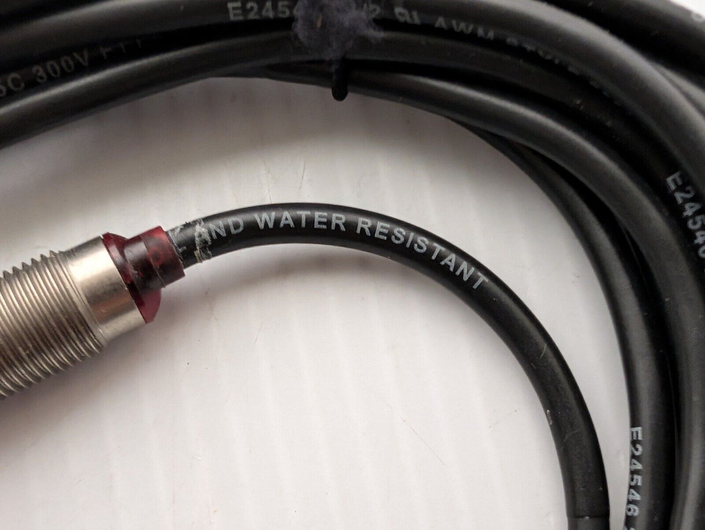 Allen Bradley 872C-D4NE12-A5 Proximity Sensor, 5M Cable, 12mm Barrel - Free Ship