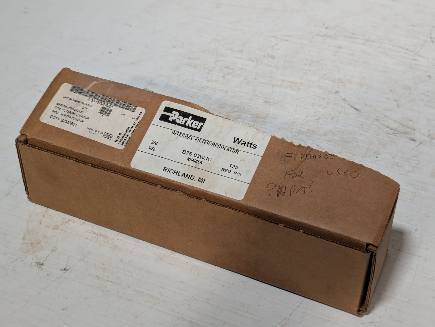 Watts Fluidair Parker B75-03WJC Integral Filter, Regulator, Twist Drain, 250Psi