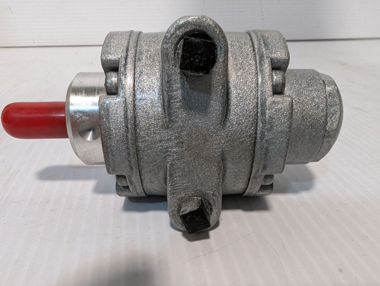 Gast 1UP-NRV-11 Lubricated Air Motor 81.22 PSI .42 HP .68Nm T - Free Shipping