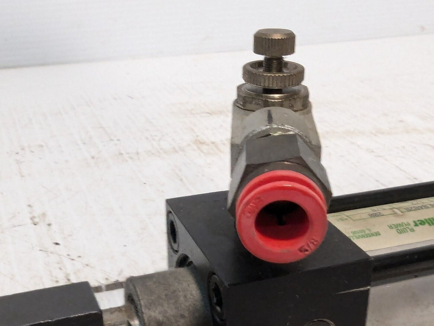 Miller Fluid Power AL84B2B Cylinder 5/8 D 1-1/2" Bore 5" Stroke-Free Ship+Return