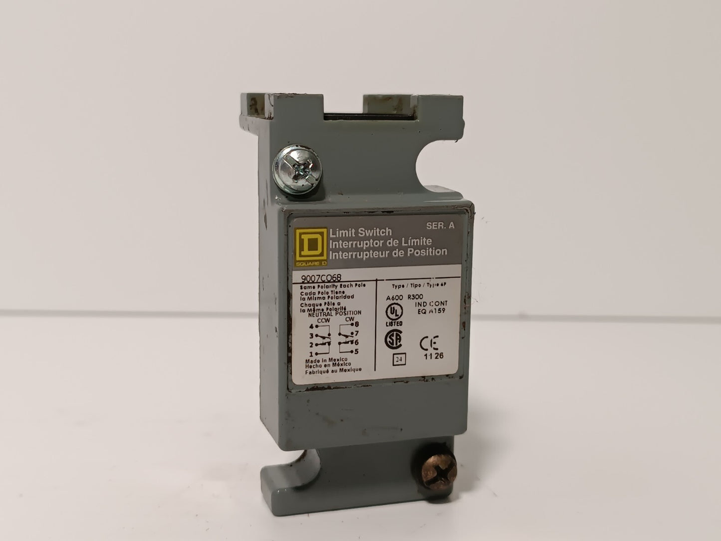 Square D 9007CO68 Limit Switch Plug In Unit 10A 600V DPDT 2NO 2NC