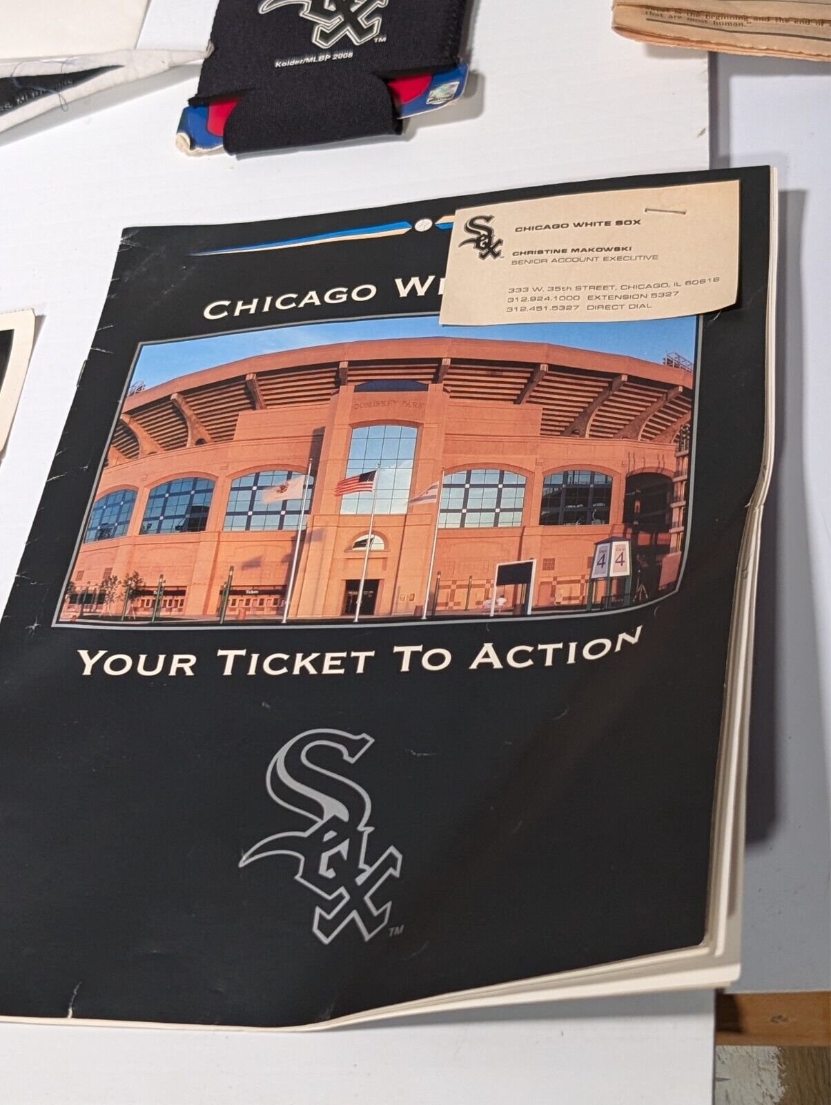 24 Pieces Chicago White Sox Championship Memorabilia 1983 2005 Cup Pennant Bat