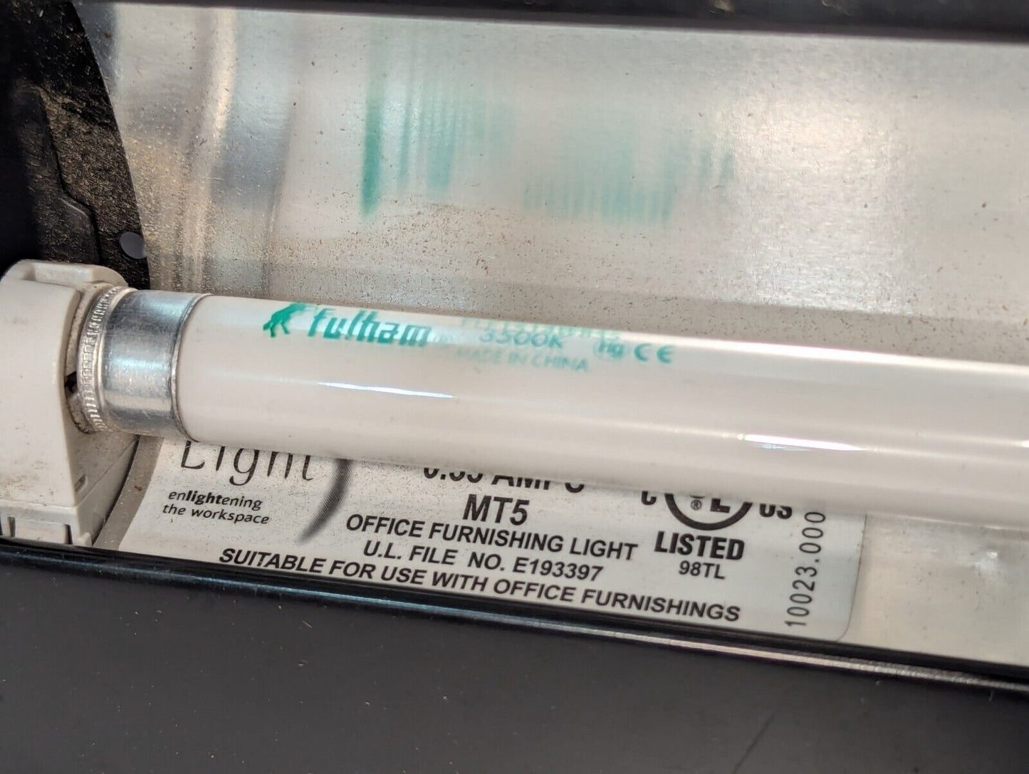 LightCorp MT5 TAZETTA Fluorescent Under Shelf Light - Free Shipping