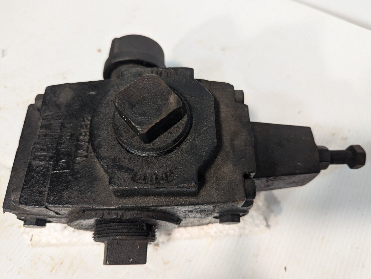 Vickers RT 12 B3 30 pressure control valve, 250-1000PSI range