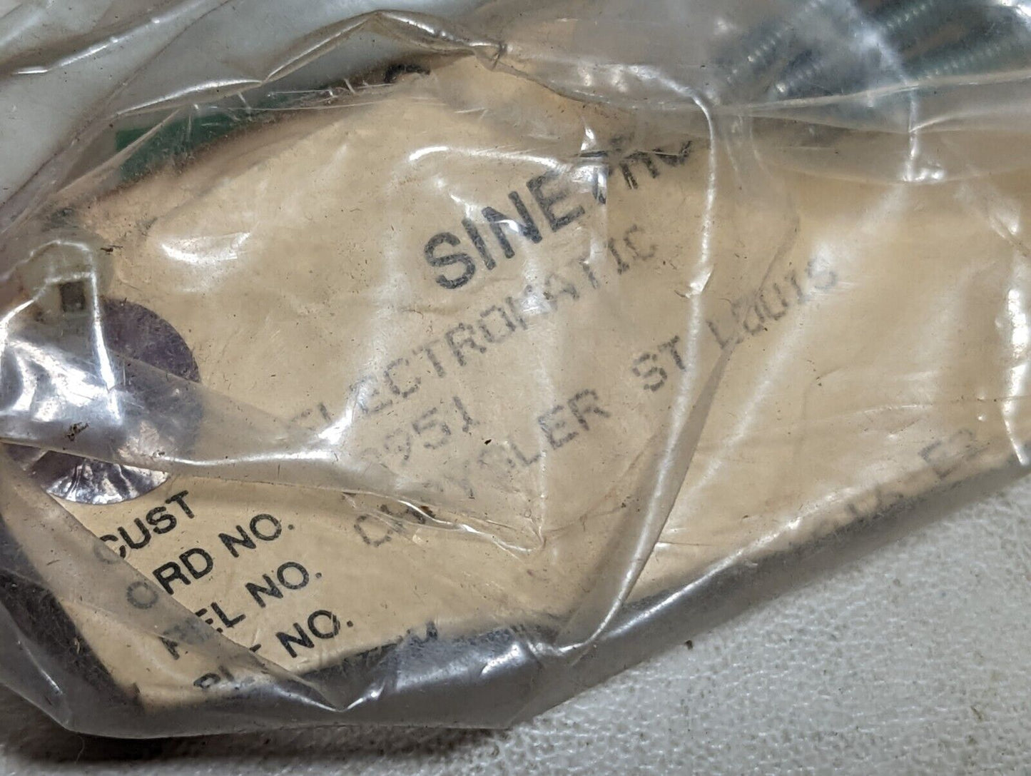 Sine A411-2P03-1816-E2, 16GA THHN red, shell ground, 2 feet, with Sine CA4011FR