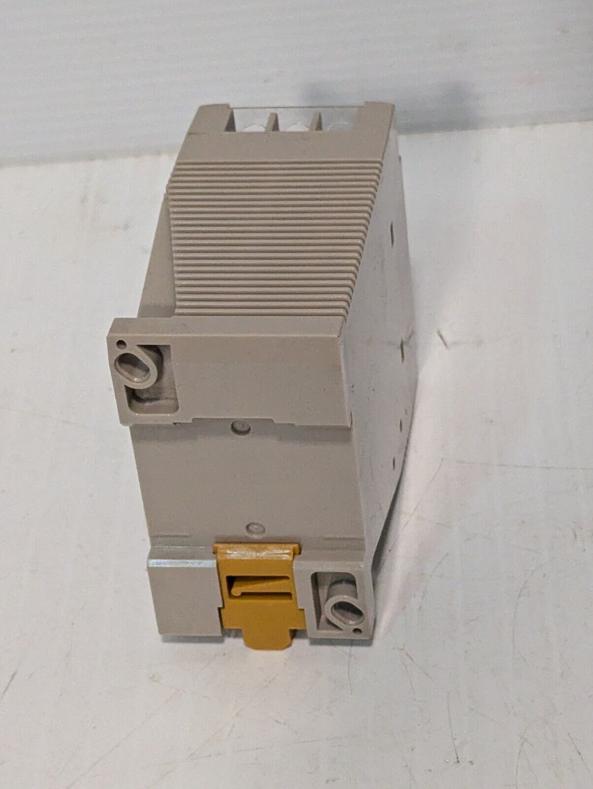 Omron S82K-01524 power supply, 24VDC@0.6A out, 100-240VAC in - Free Shipping