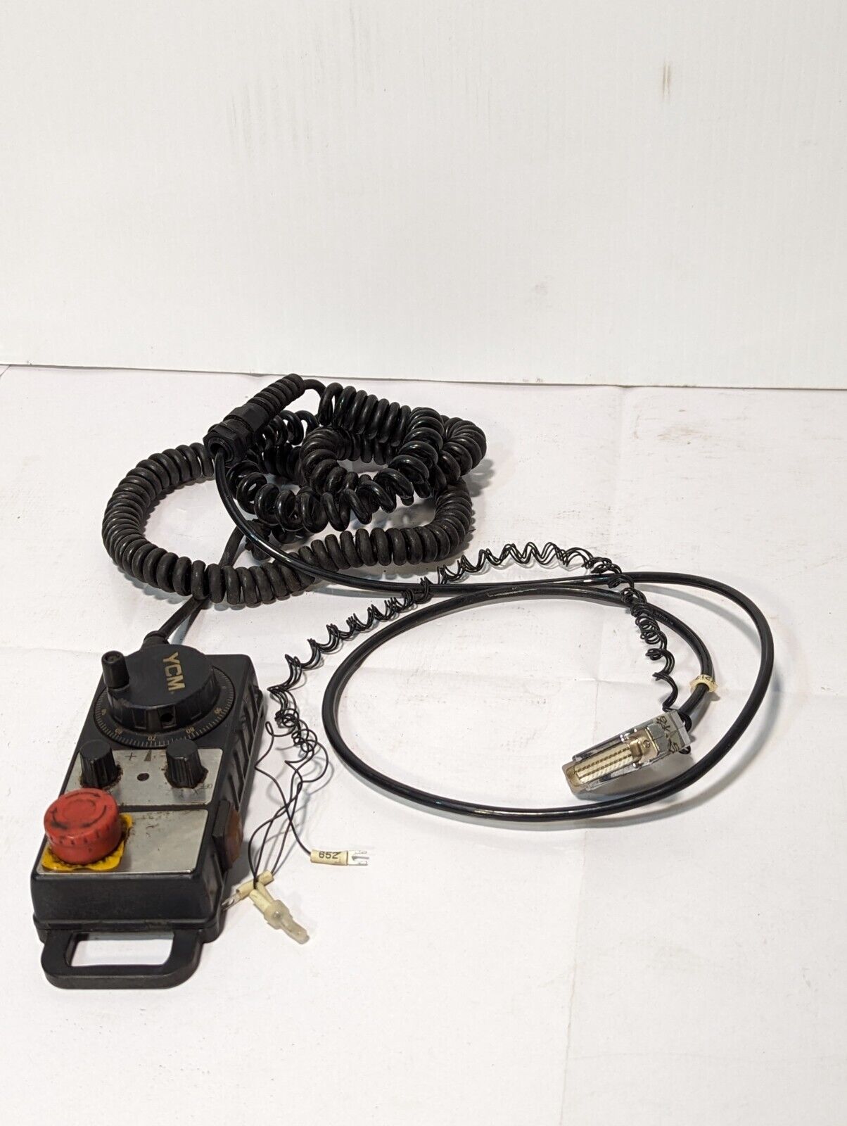 Tosuku EAHM717 2011B Manual Pulse Generator - Free Shipping