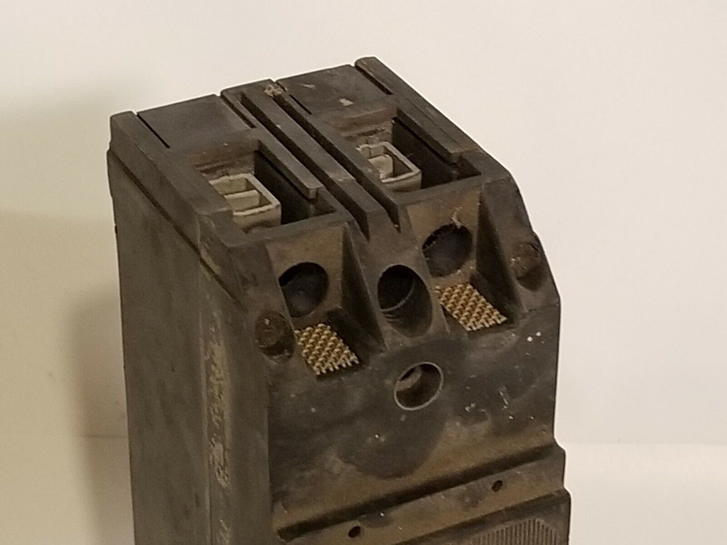 ITE ET2100 circuit breaker, 2 pole, 100 amps, 277 VAC, used,