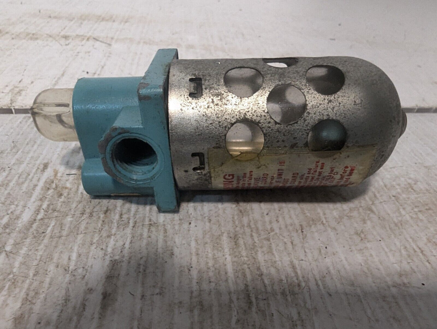 Wilkerson L00-02-000 Hydraulic Lubricator+Returns
