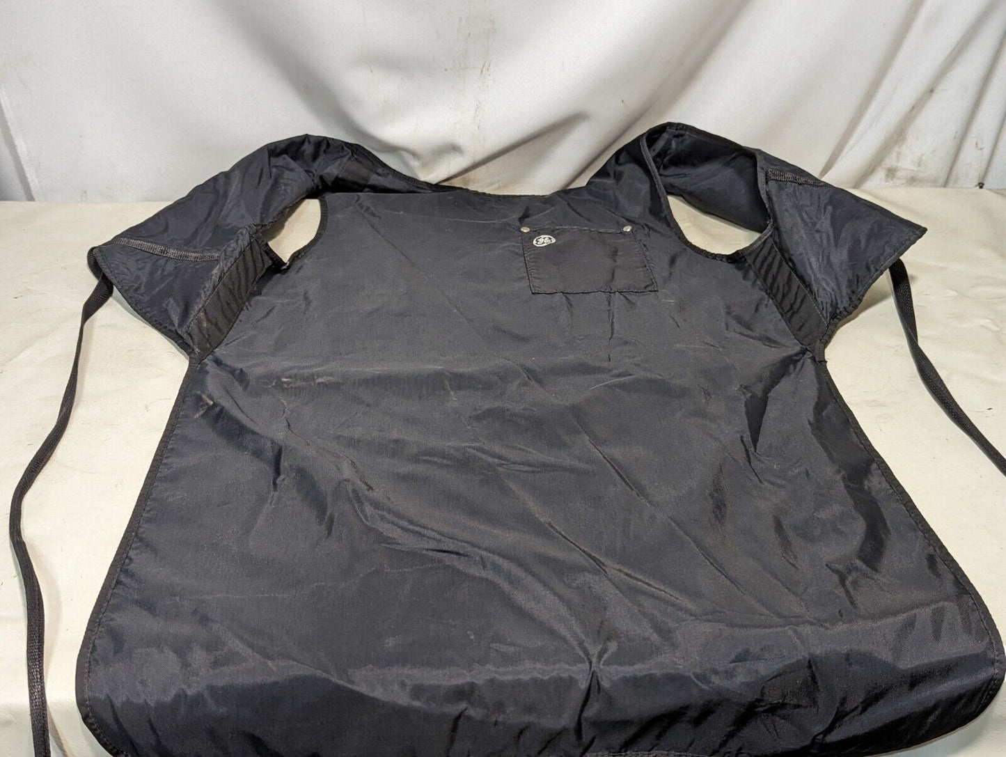 Lot of 4 GE Radiation Protection Aprons (Pb mm Unknown)