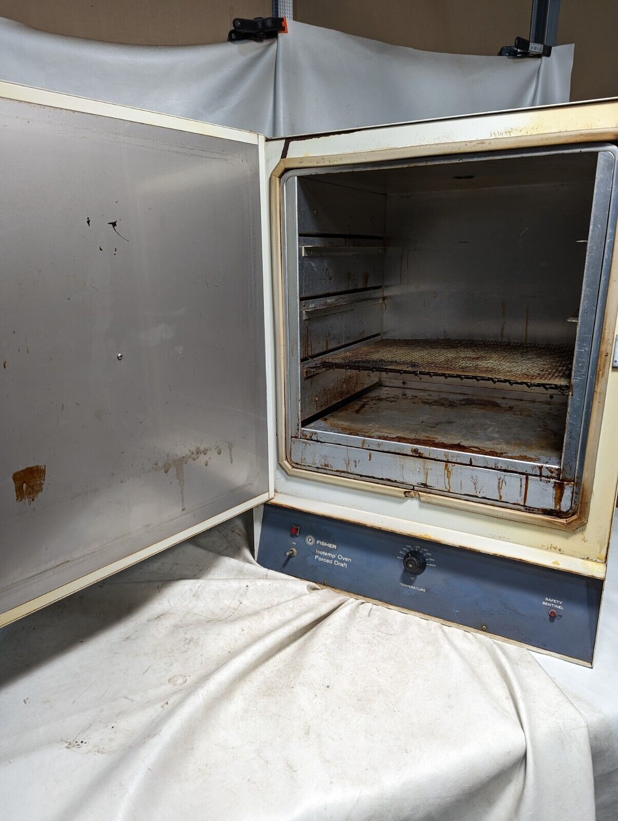 Fisher 412 Isotemp Oven Forced Draft, 230VAC, 5A