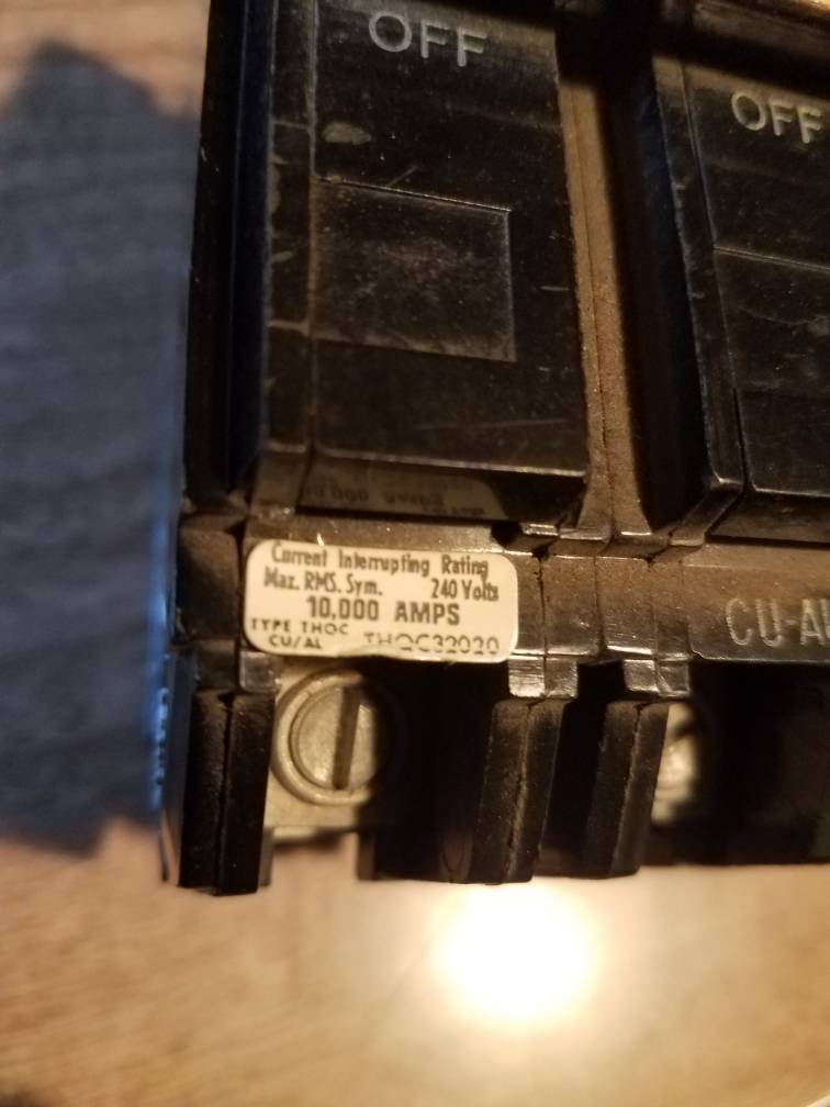 GE THQC32020 circuit breaker, 20 amps, 240 VAC, 3 poles