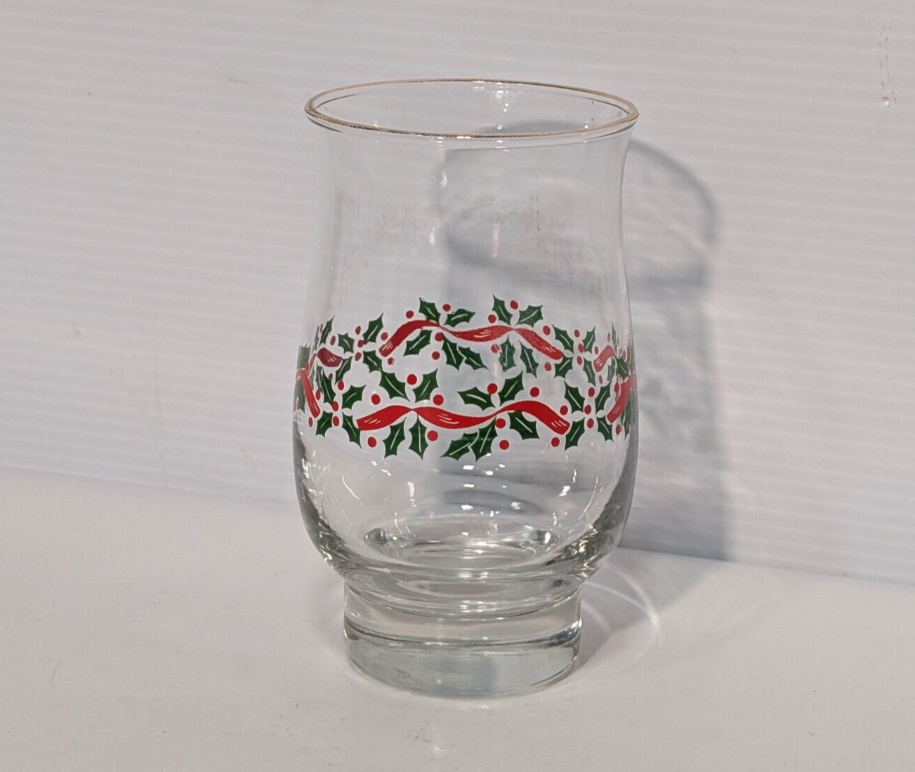 Vintage 70s Libby Holly Berry Christmas Drinking Glass Cup Gold Metallic Festive