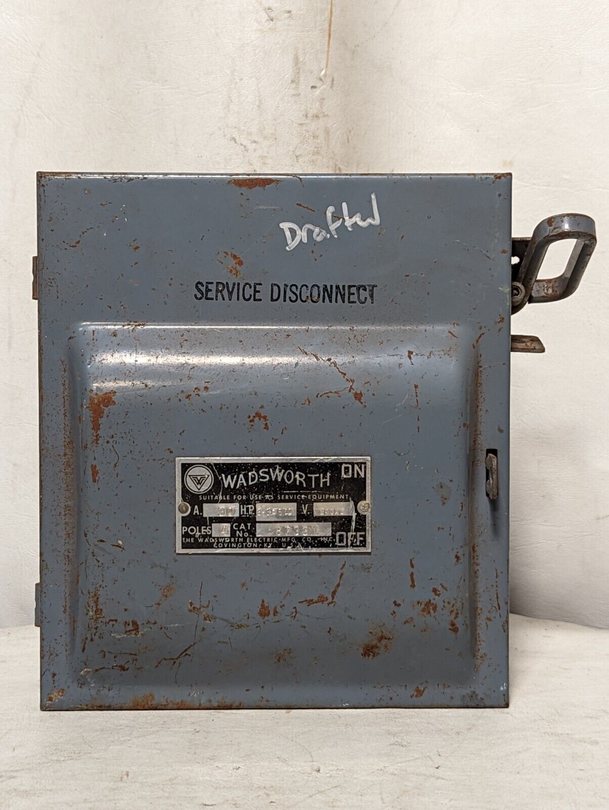 Wadsworth 8733N service disconnect, 30 Amp, 240 VAC, 4 poles
