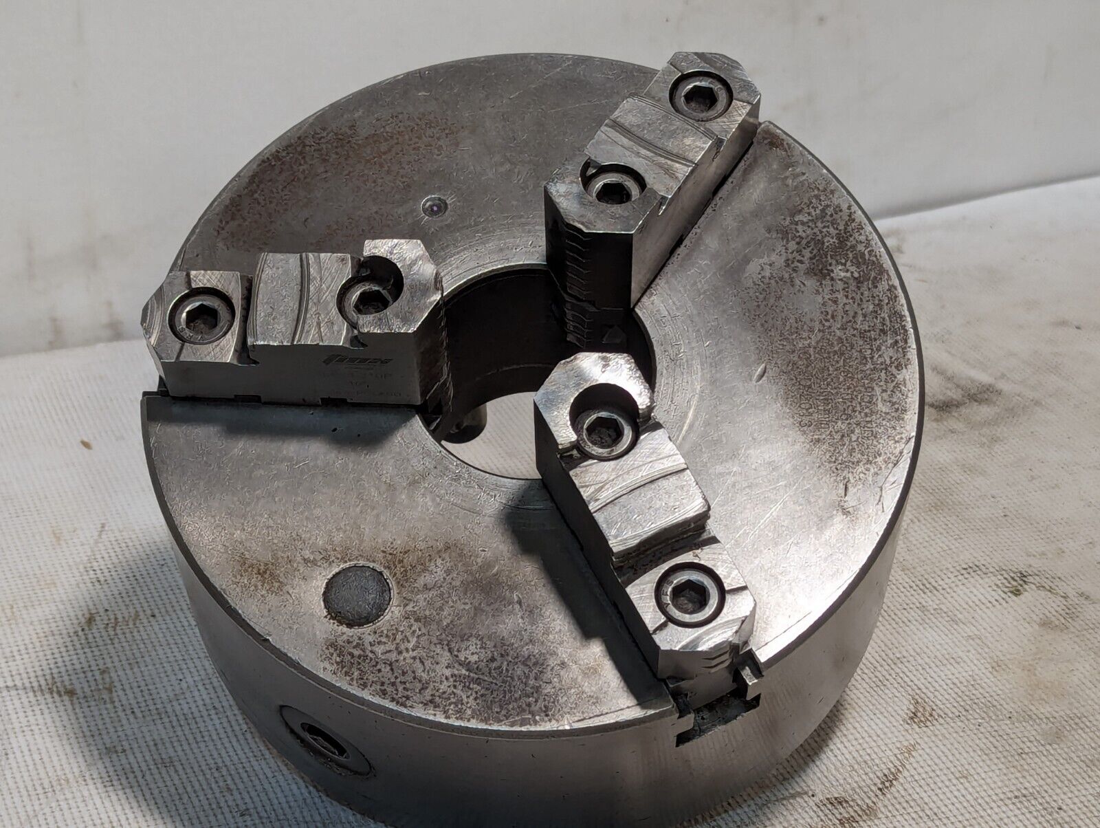 Toolmex 3-883-310P jaws and 10 inch 3-jaw chuck