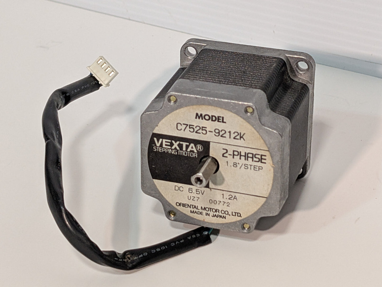 Vexta C7525-9212K 2-Phase Stepping Motor 1.8° Step, 6.5VDC, 1.2A, Made in Japan
