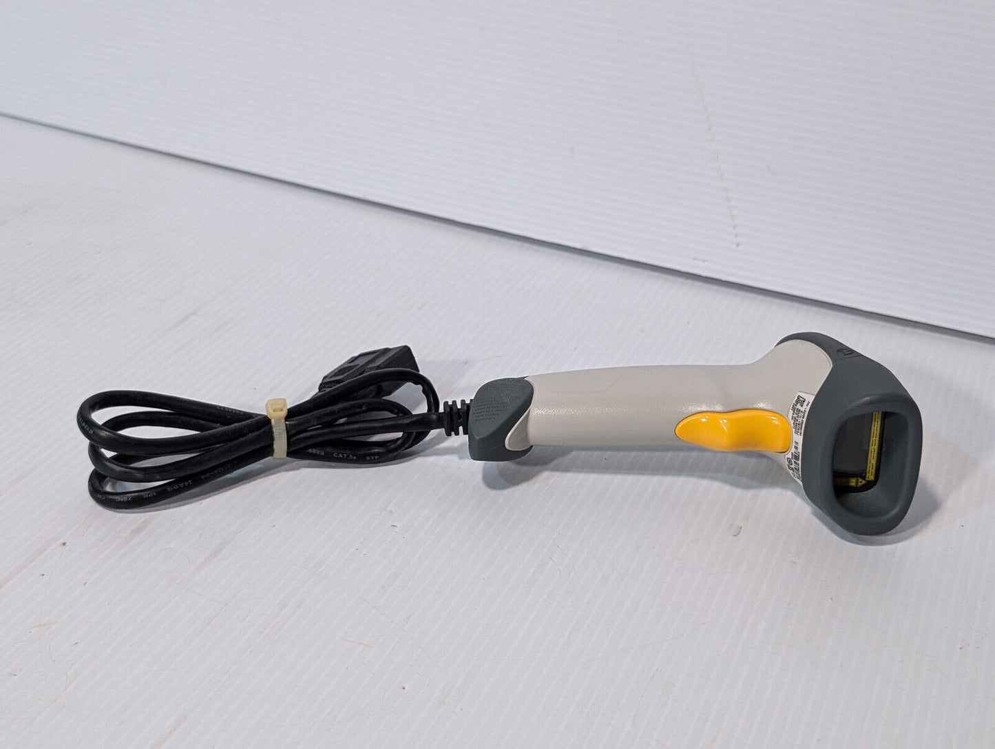 Symbol Technologies LS 2208-SR20001NA Barcode Scanner, Laser, with Cable, 5V