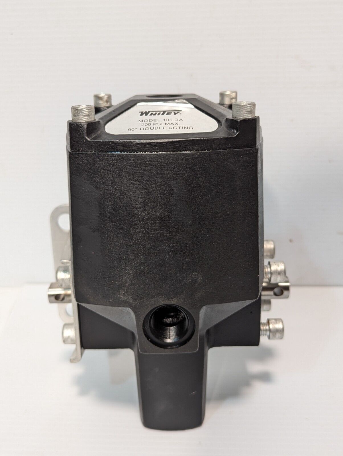 Whitey 135 DA 90° Double Acting 200PSI Pneumatic Ball Valve Actuator - Free Ship