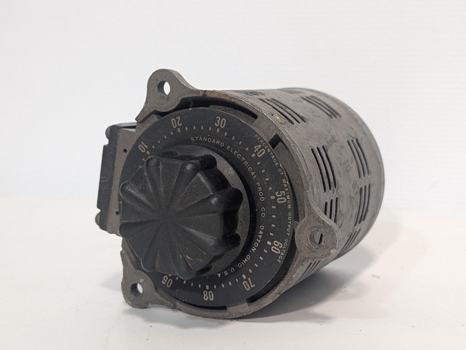 Standard Electrical 6535 Ser. 1012, Adjust-A-Volt Variable Transformer,  0-135