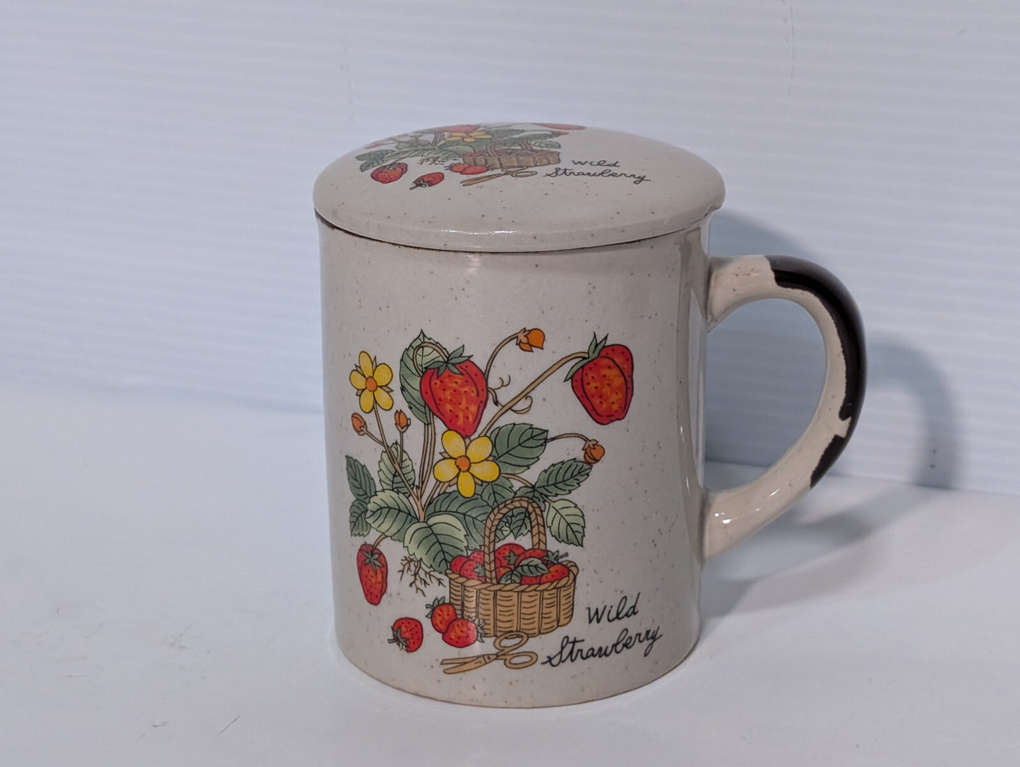 Vintage 1970s Covered, Lid, Coffee, Tea Mug Wild Strawberry, Speckled Stoneware