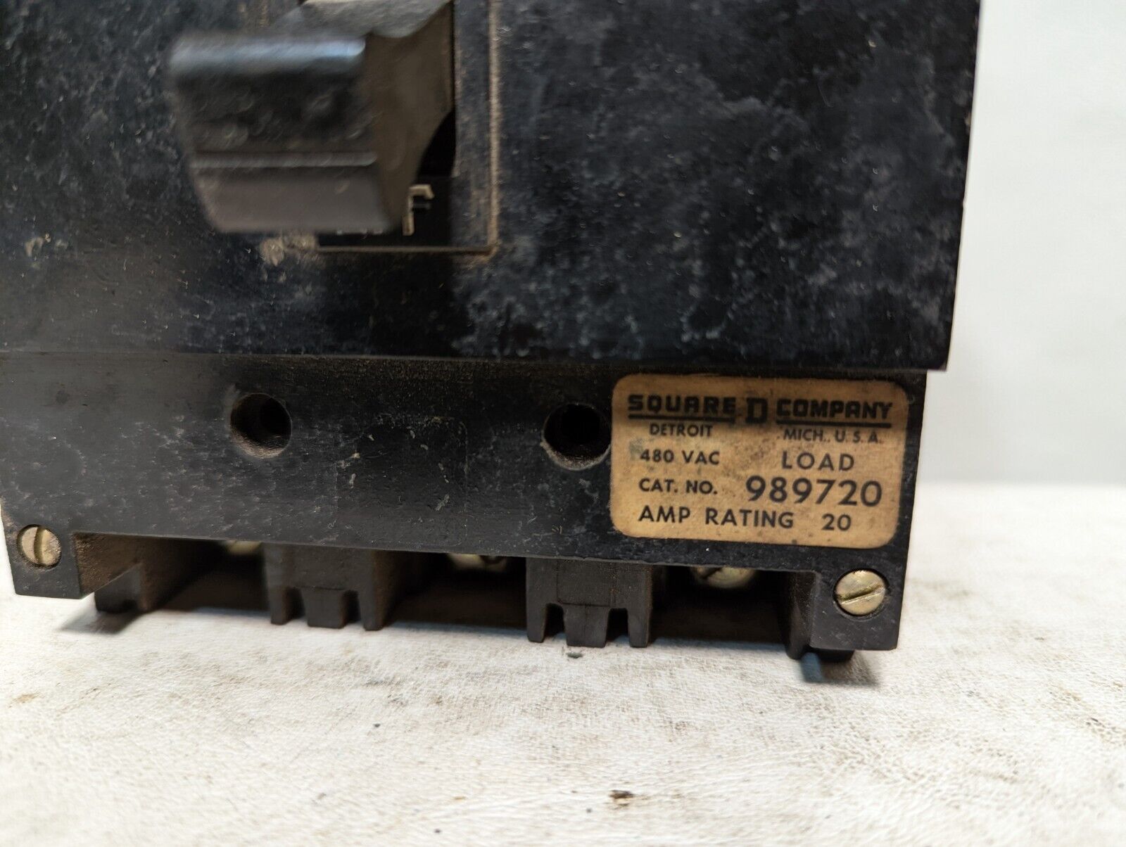 Square D 989720 circuit breaker, 20A, 480VAC, 3 pole