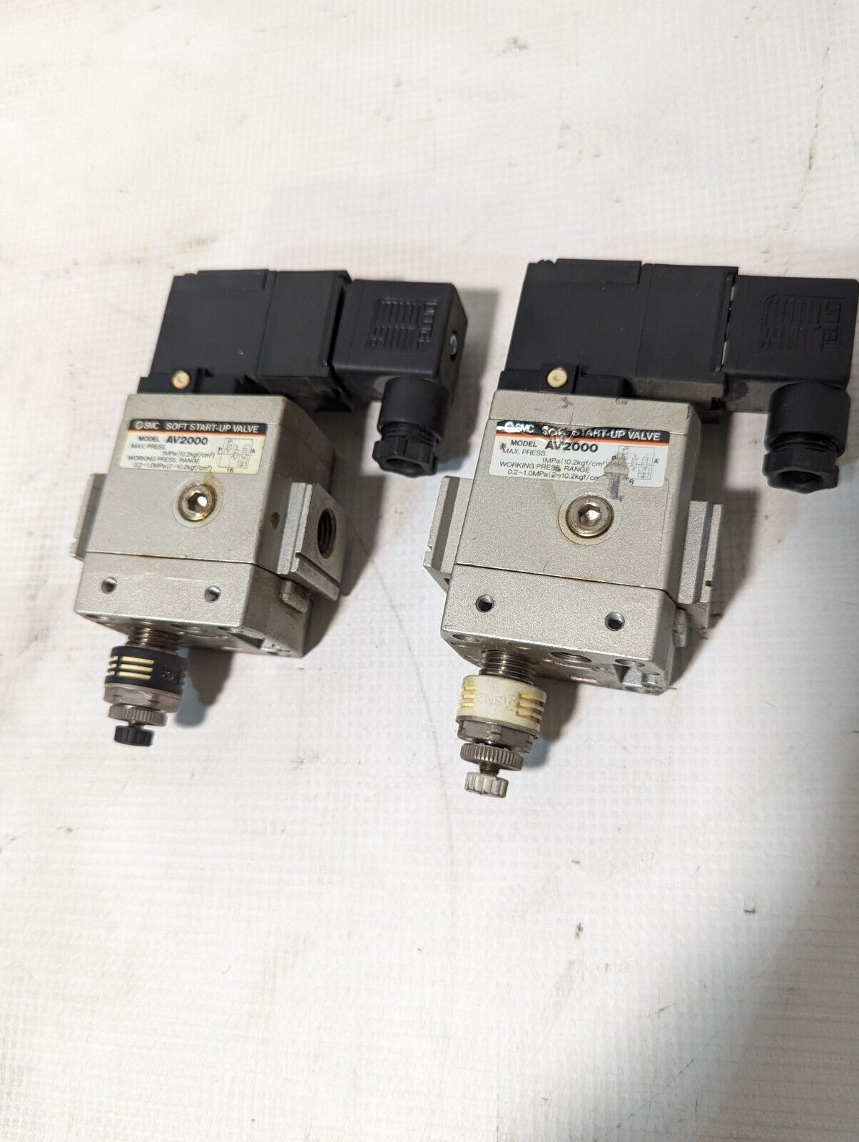 SMC AV2000, Soft Startup Valve - * Free Shipping *