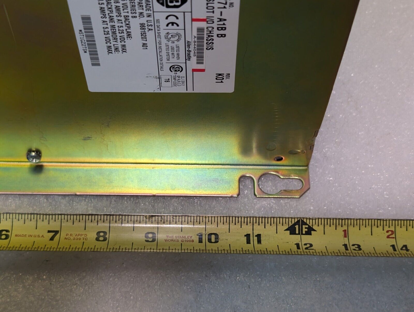 Allen Bradley 1771-A1B PLC I/O Chassis, 4 Slot, Series B
