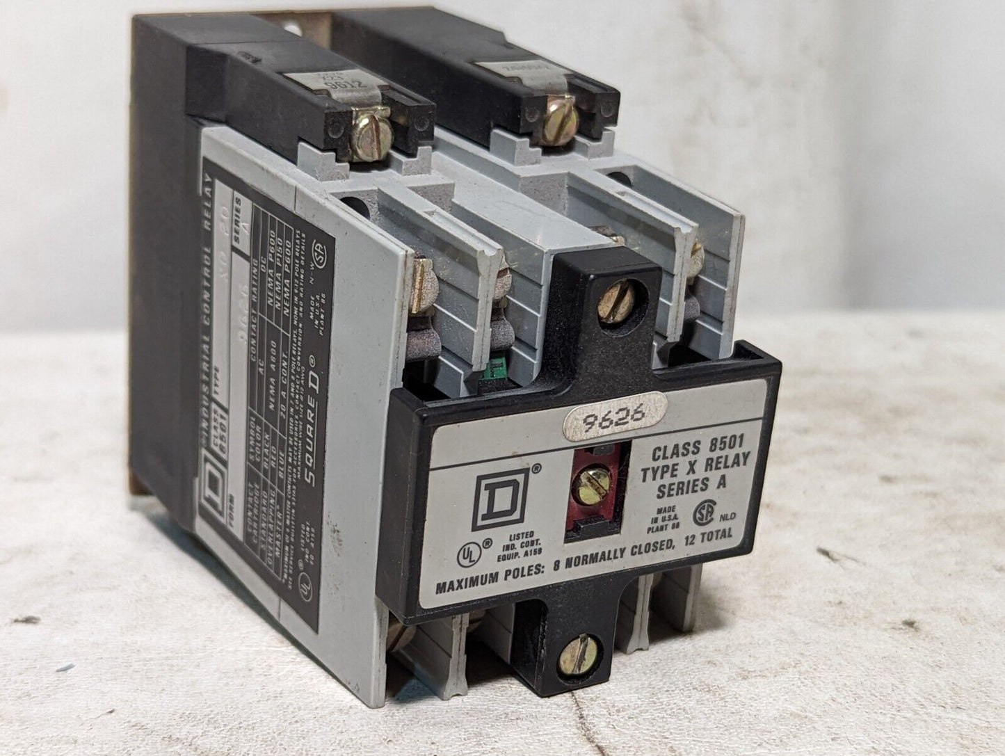 Square D 8501X020 industrial control relay, type X