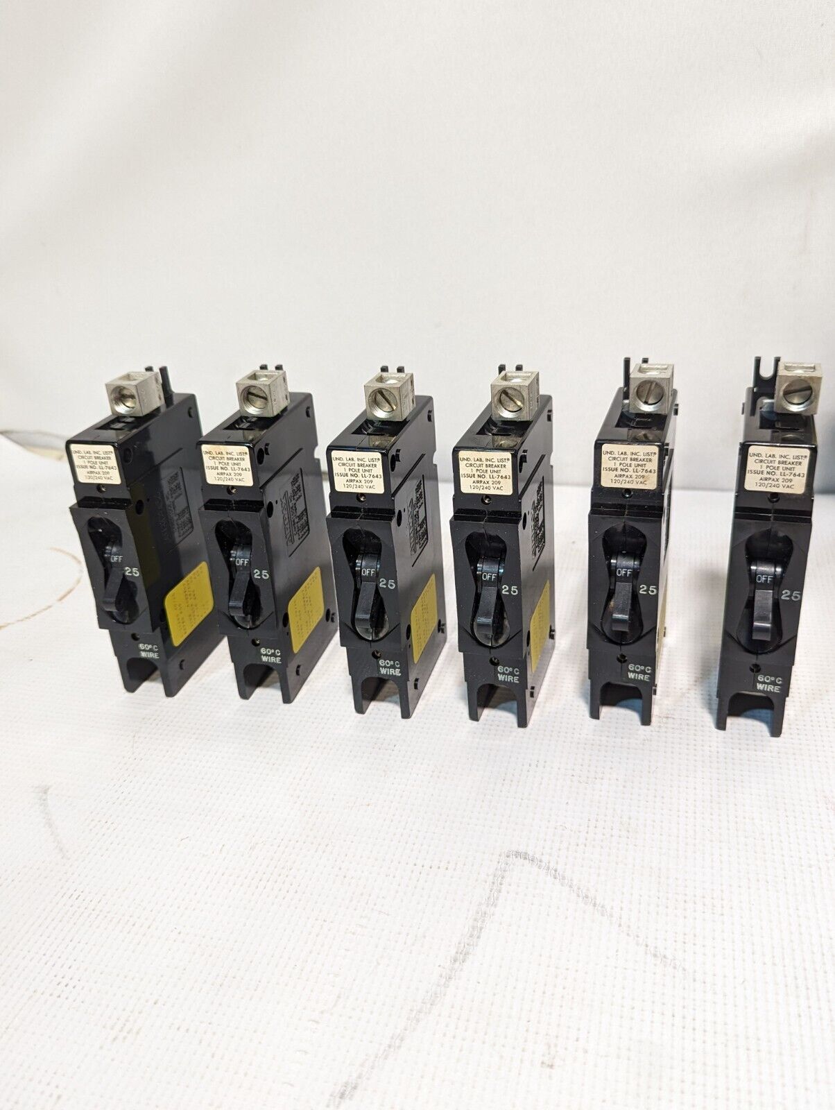 Airpax 209-1-6601-1 Circuit Breaker, 25A, 120/240 VAC, 1 Pole - Free Shipping