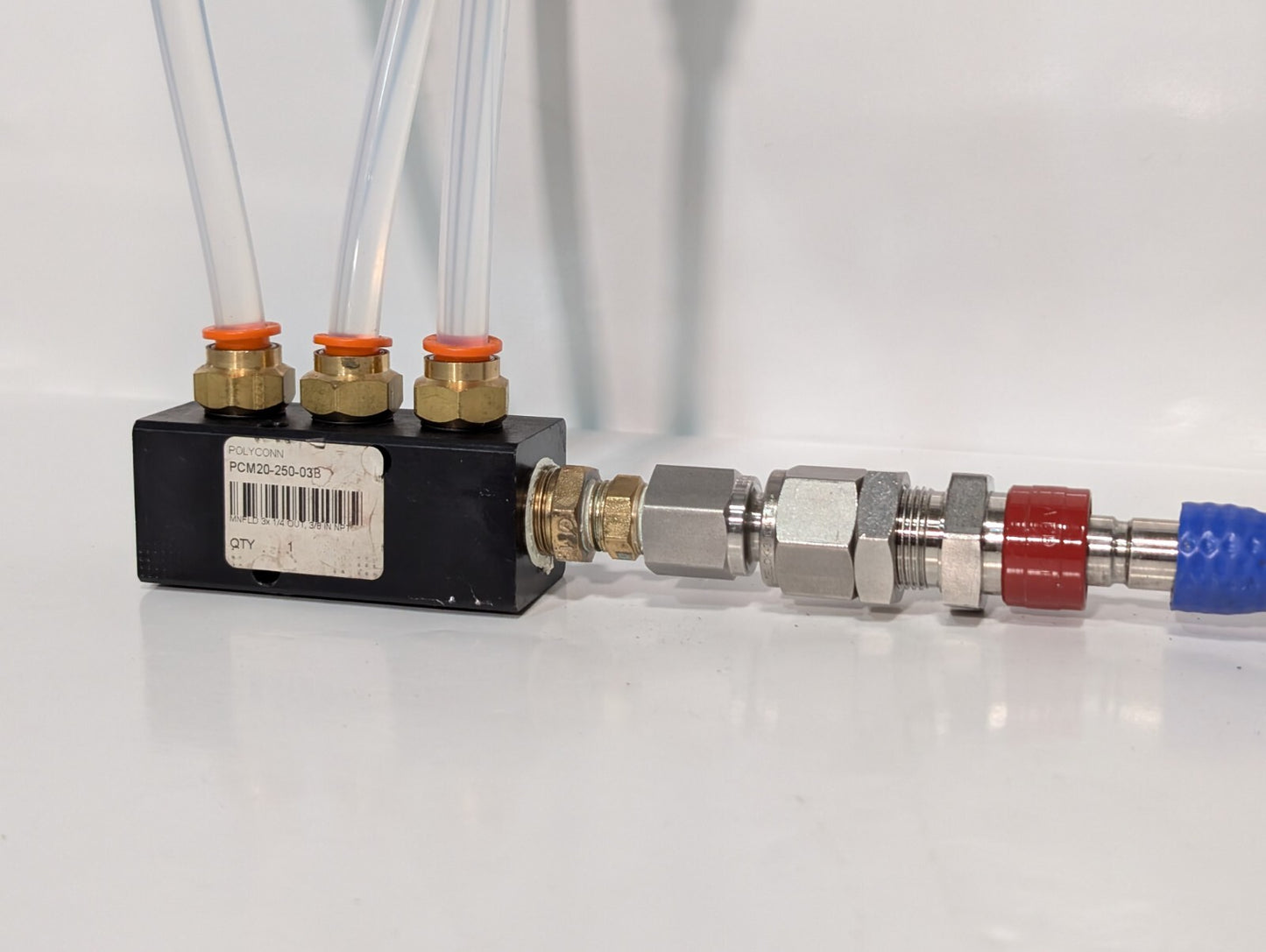 Water Purifier Assembly: 3 Dynalene IC-093-06 w/ Polyconn PCM20-250-03B Manifold