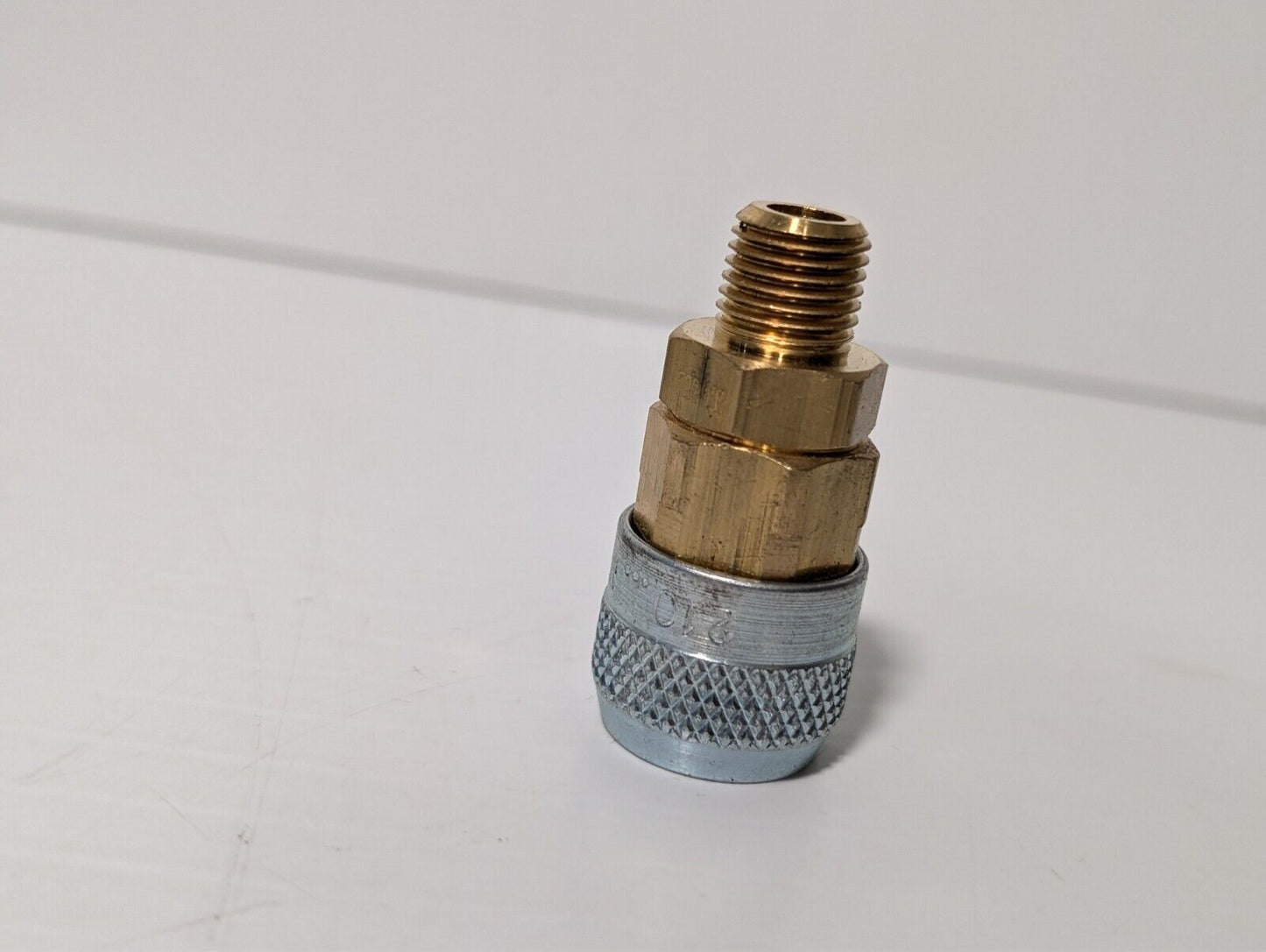 (19) ARO 210 Air Hose Fittings 1/4" NPT Automatic Coupler Quick Connect 210-3103