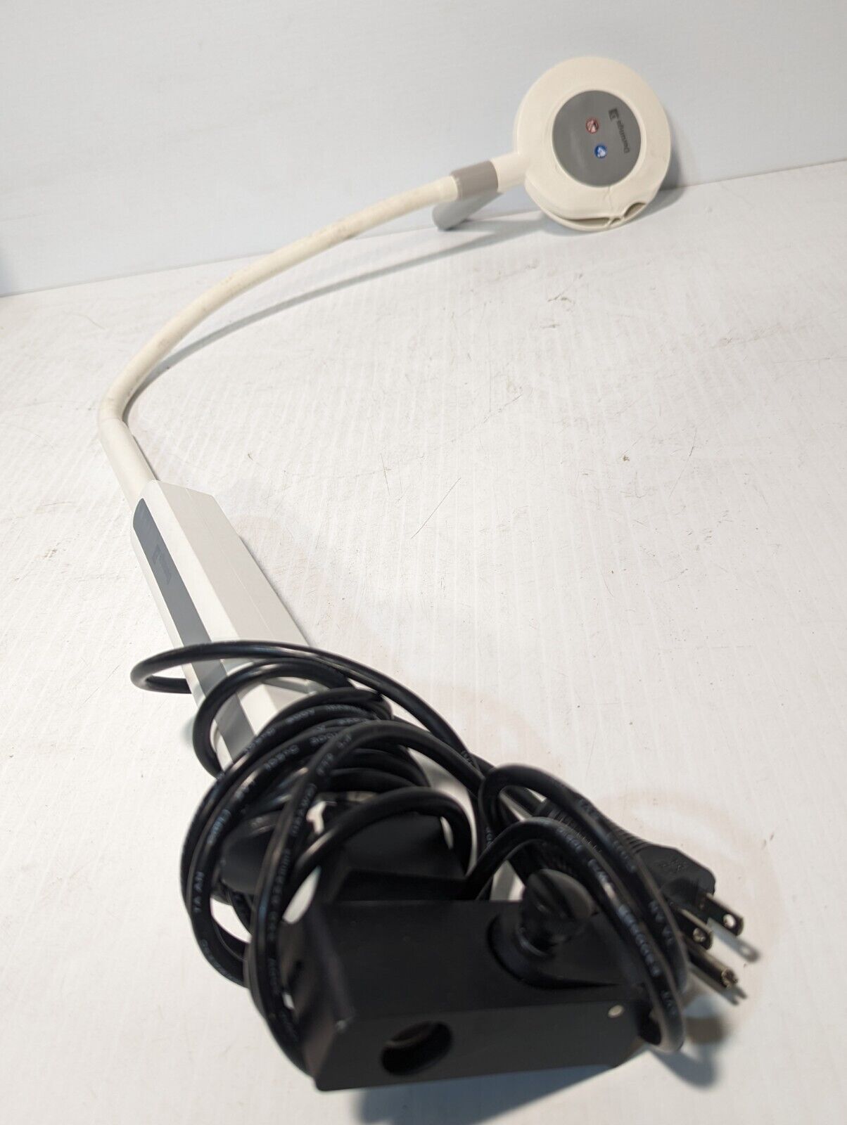 GE Derungs D15780000 VISIANO LED 10-1-P S10 Gooseneck Exam Light - Free Shipping