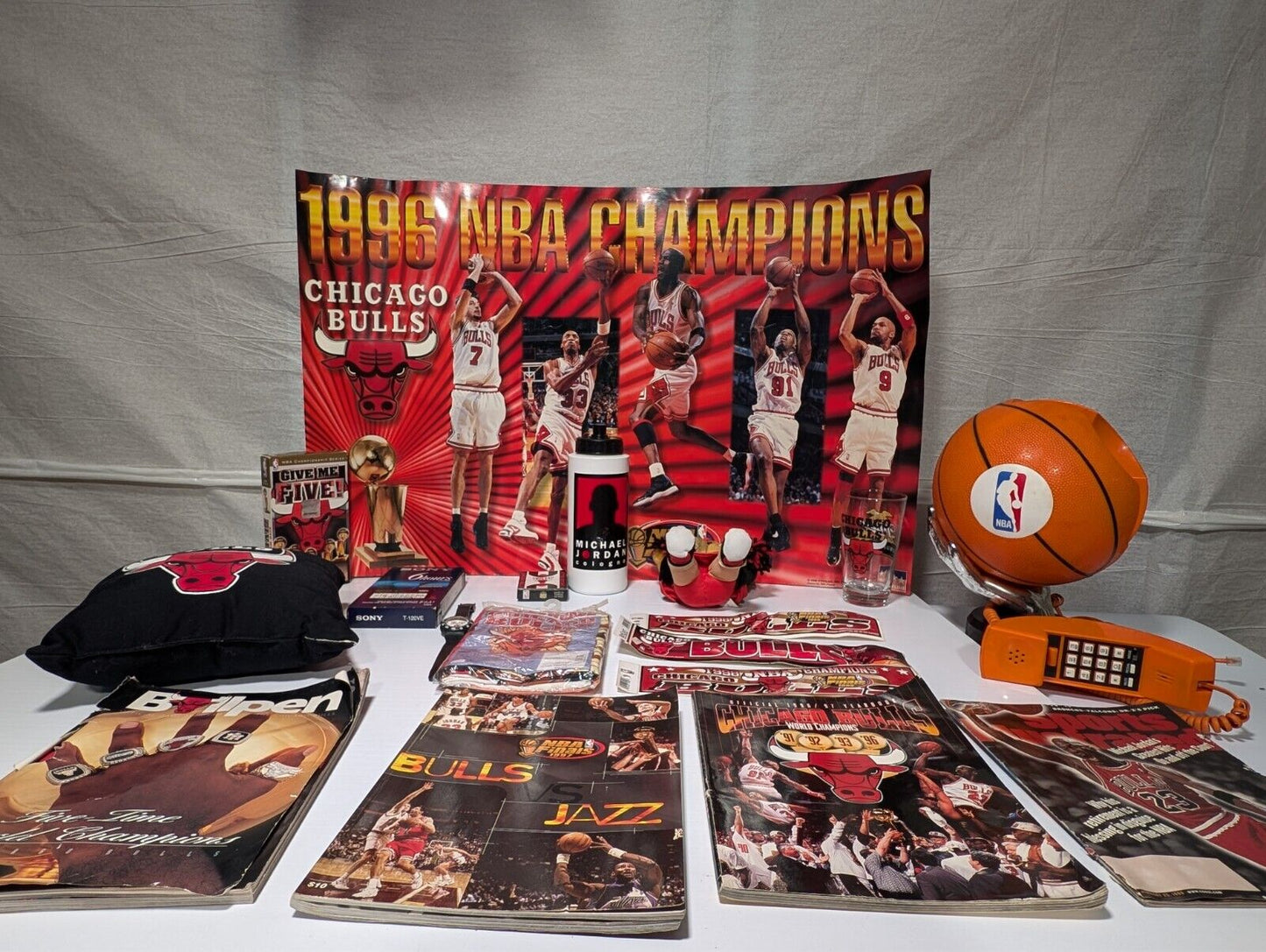 18 Pieces 1996-1998 Michael Jordan Chicago Bulls Championship Memorabilia