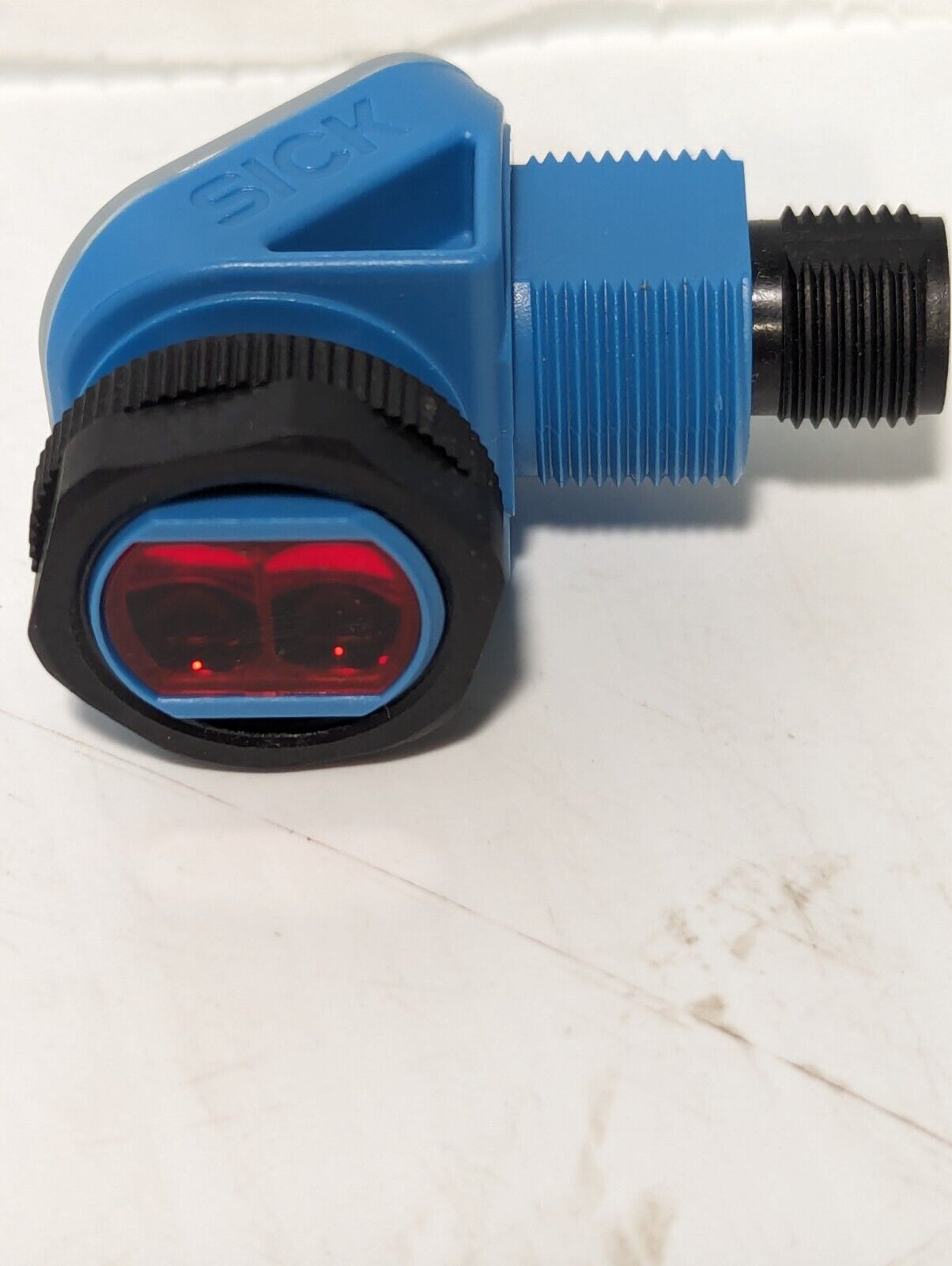 Sick ET3-P5728 Photoelectric Sensor 1047939, 10-30VDC - Free Shipping