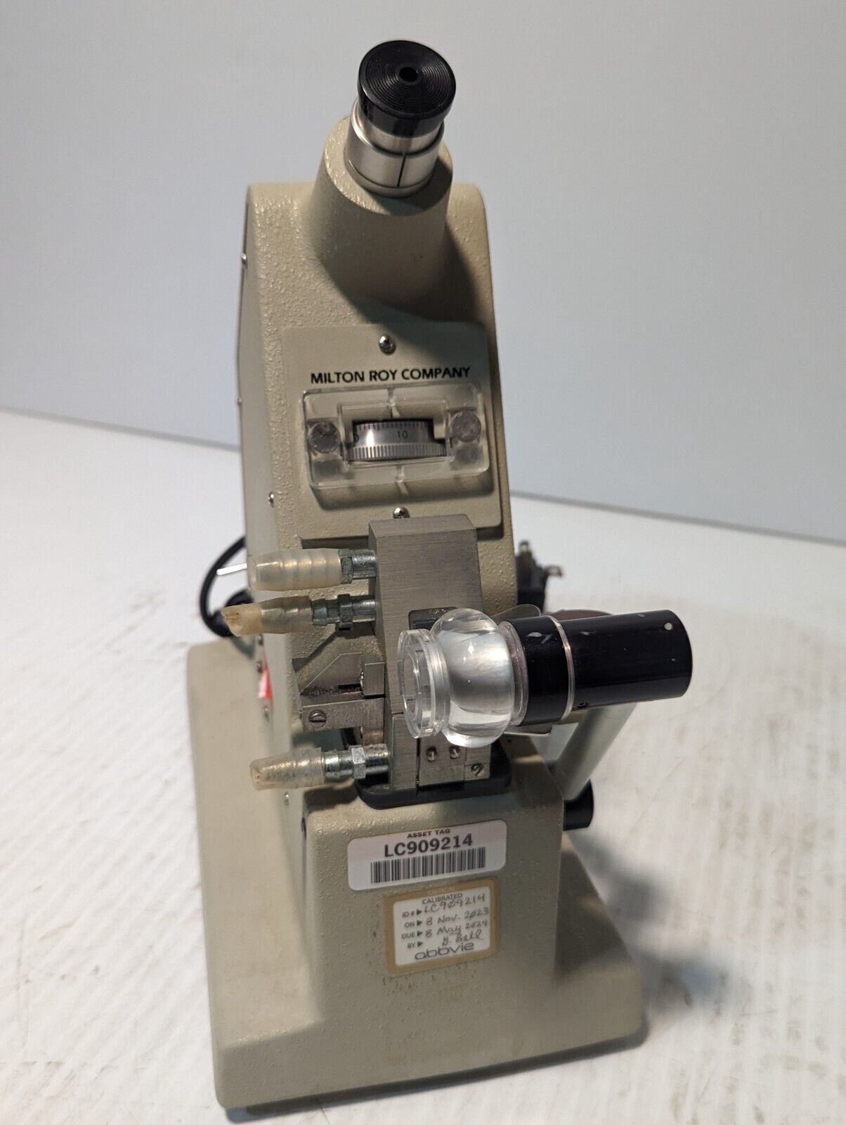 Milton Roy Company 334610 Benchtop Lab Refractometer w\Bausch & Lomb Prism Box