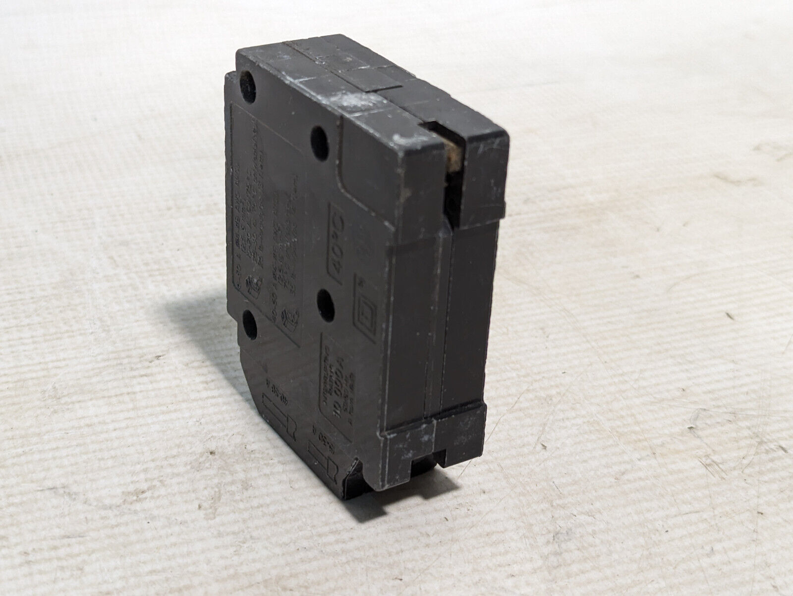 Square D HOMT 1515 circuit breaker, 15A, 120/240VAC, 1 pole, BROKEN SWITCH