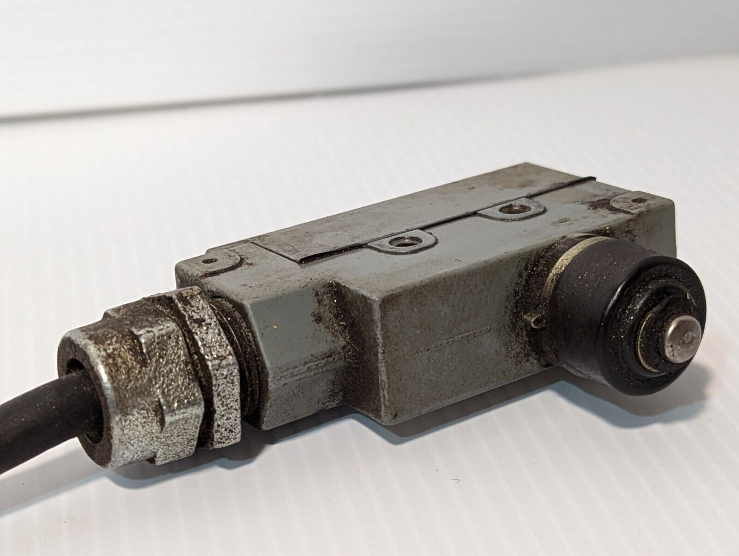 Allen Bradley 802B-Psabbsx /A Limit Switch 15A 480Vac - Free Shipping+Return