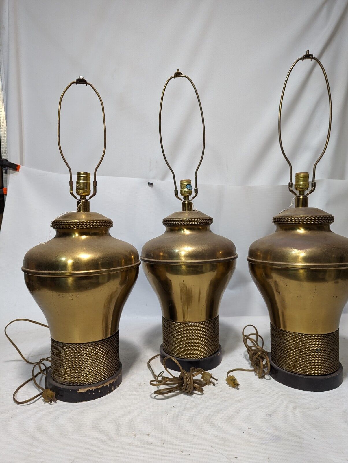 Large brass lamp, 30 inches x 11 inches with brass rope pattern on the bottom