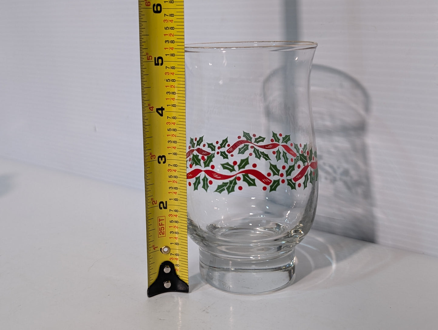 Vintage 70s Libby Holly Berry Christmas Drinking Glass Cup Gold Metallic Festive