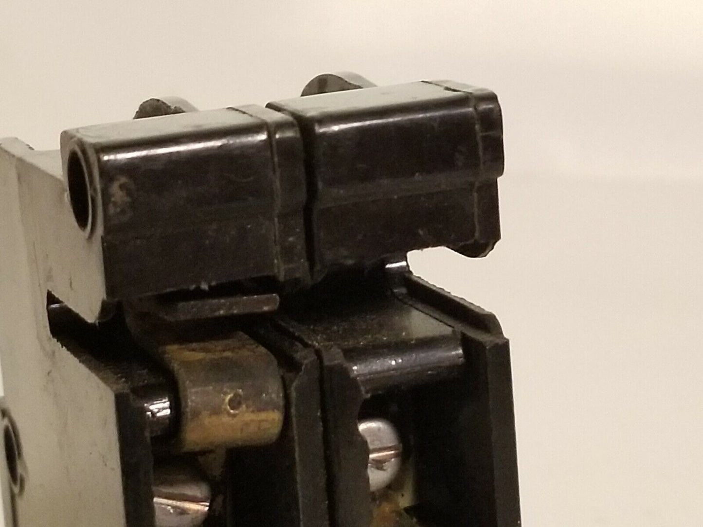 Zinsco TC230 TC30 2 Pole Circuit Breaker Individual Trip 30A 120VAC