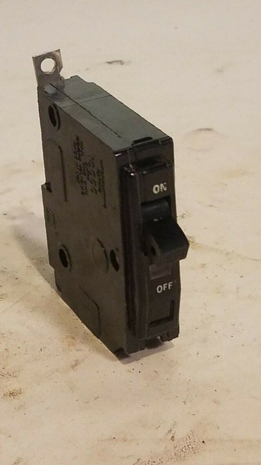 Square D QOB140, 120/240 VAC, 40 amps, 1 pole, bolt-on circuit breaker