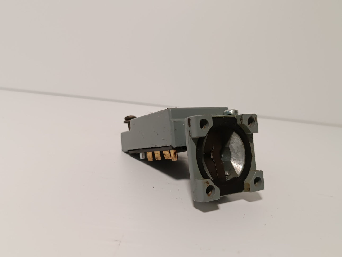 Square D 9007CO68 Limit Switch Plug In Unit 10A 600V DPDT 2NO 2NC