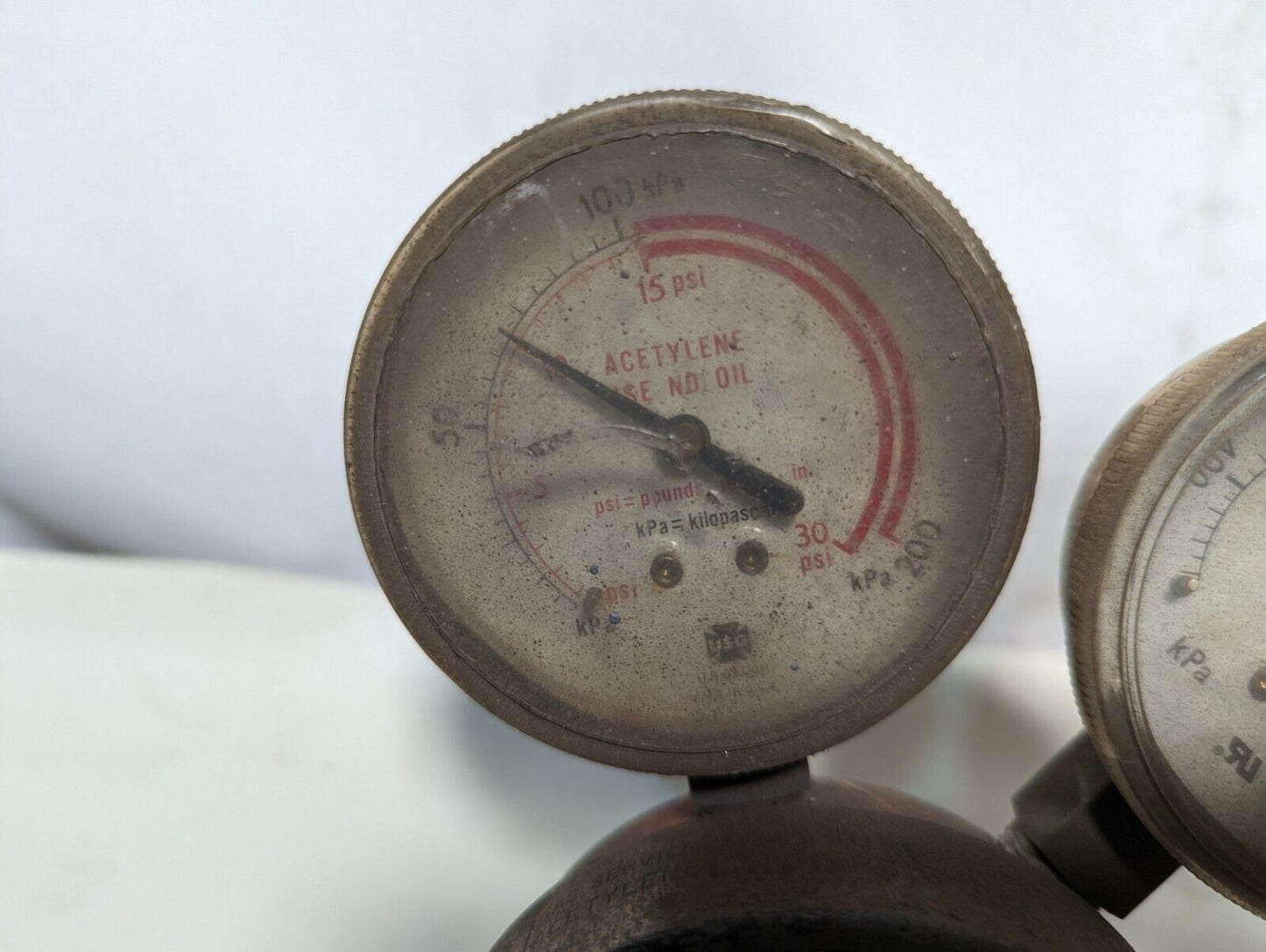 Victor ES60463 regulator, broken gauge