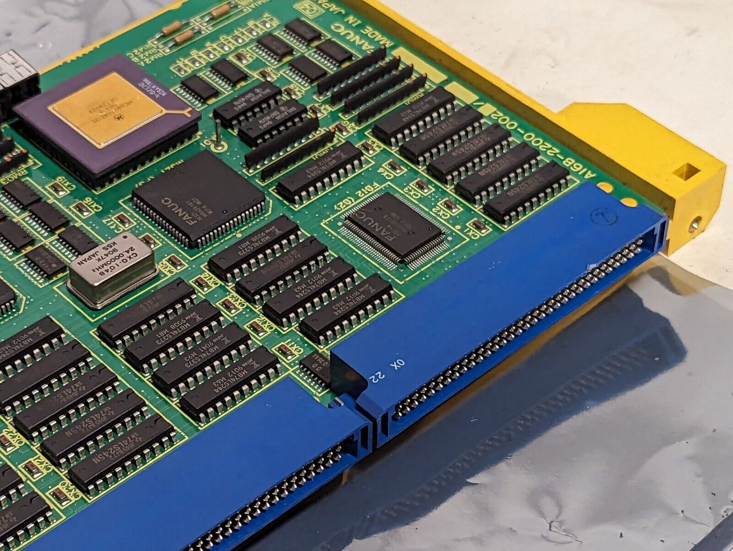 Fanuc A16B-2200-0021/04C Base 2 control card, circuit board
