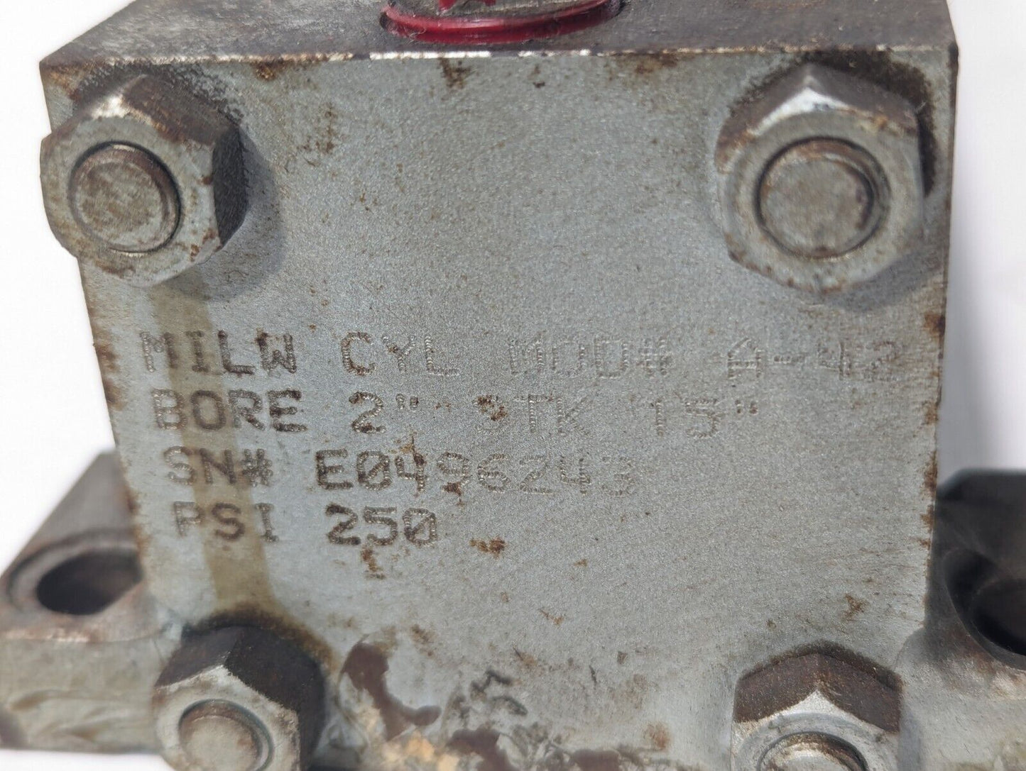 Milwaukee A-42 Thread Flange Mount Cylinder, 250psi, 2" Bore, 15" Stroke