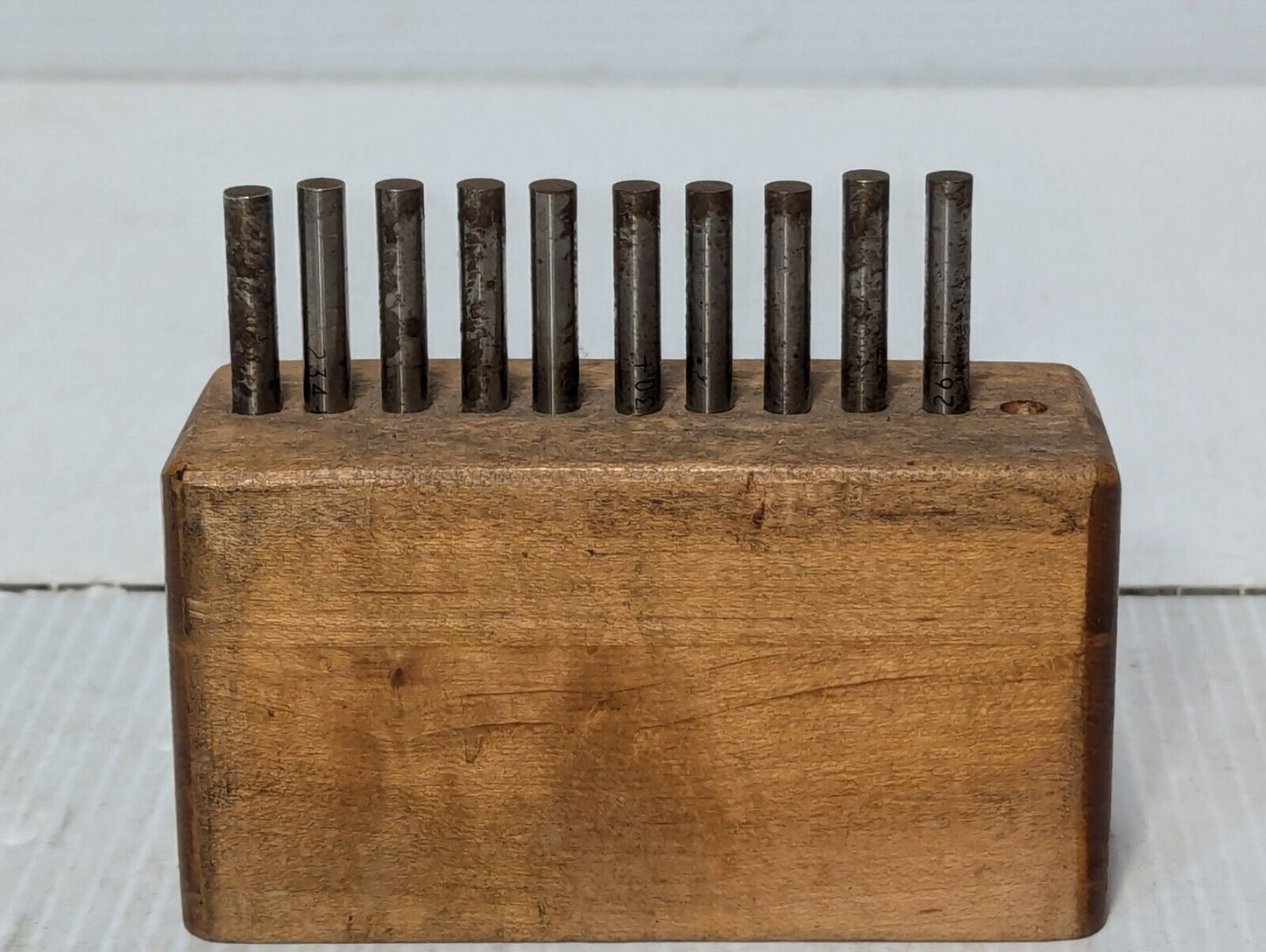11 Pieces End Measuring Rod Set with Storage Block - Free Shipping