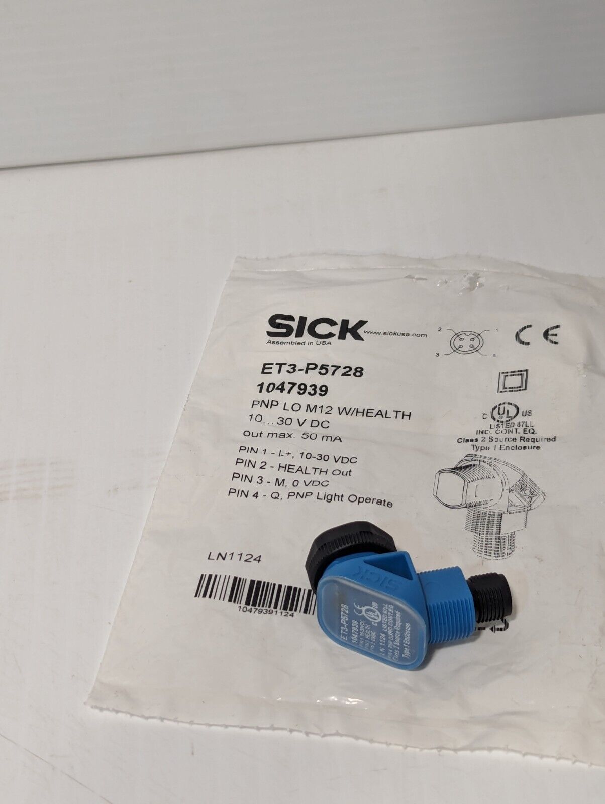 Sick ET3-P5728 Photoelectric Sensor 1047939, 10-30VDC - Free Shipping