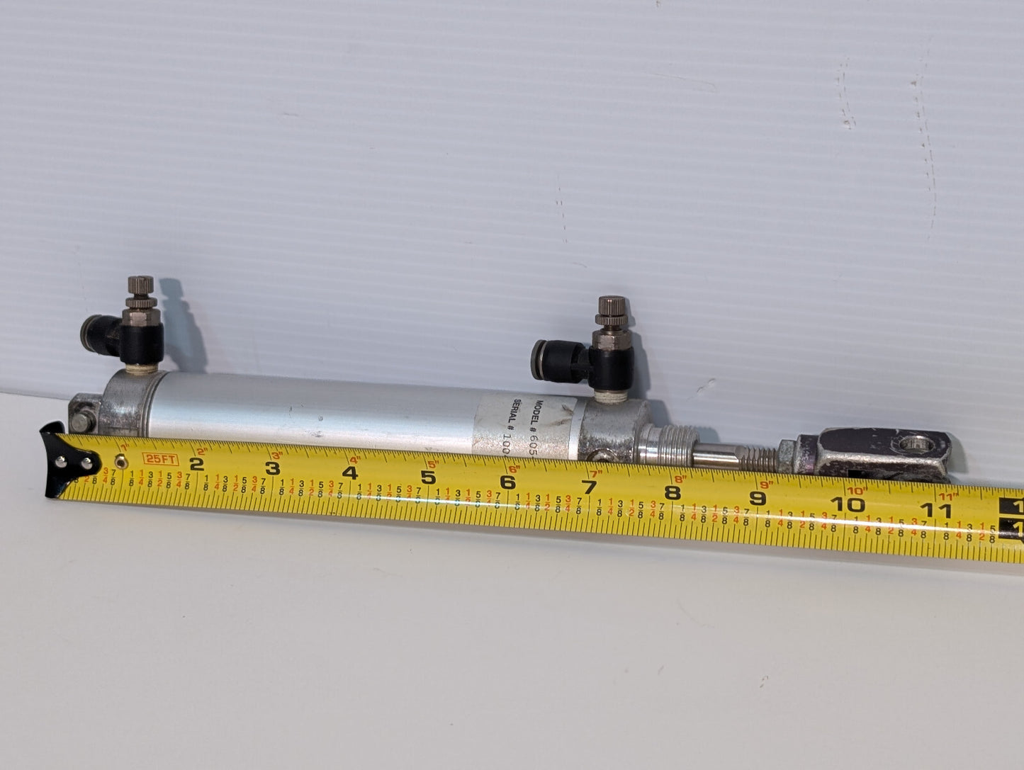 Unbranded 605-517SS Cylinder Industrial Assembly Component Serial 100470CC